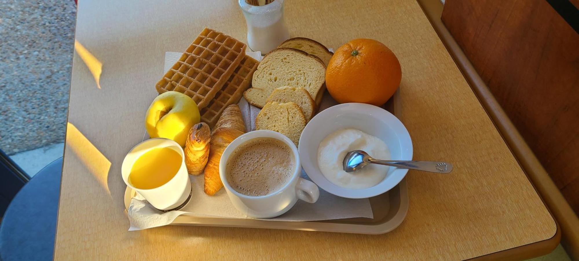 Ibis Budget Meung Sur Loire Zewnętrze zdjęcie