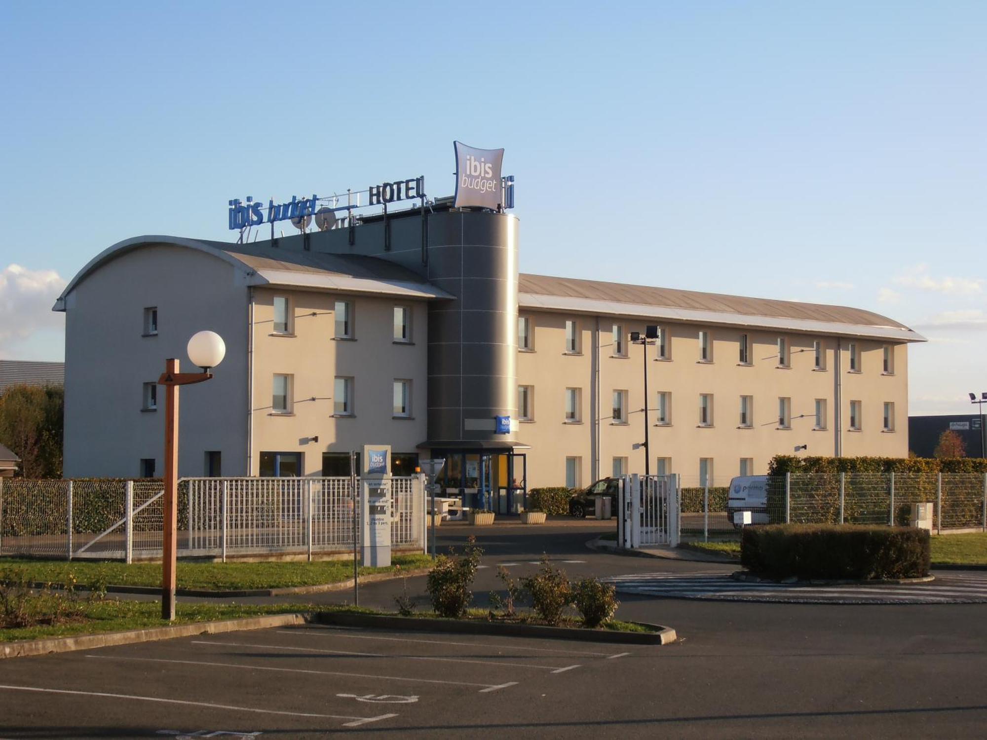 Ibis Budget Meung Sur Loire Zewnętrze zdjęcie