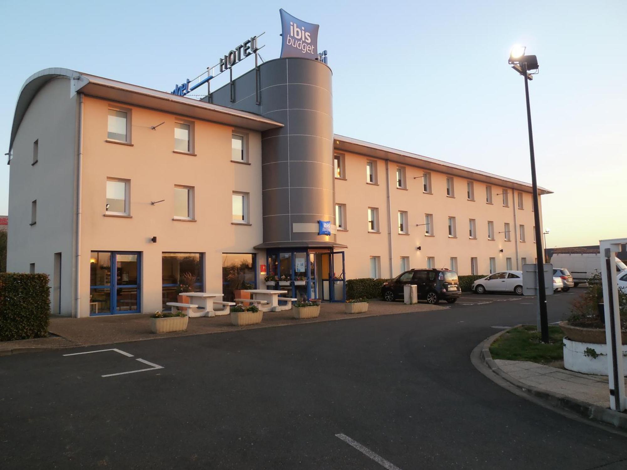 Ibis Budget Meung Sur Loire Zewnętrze zdjęcie